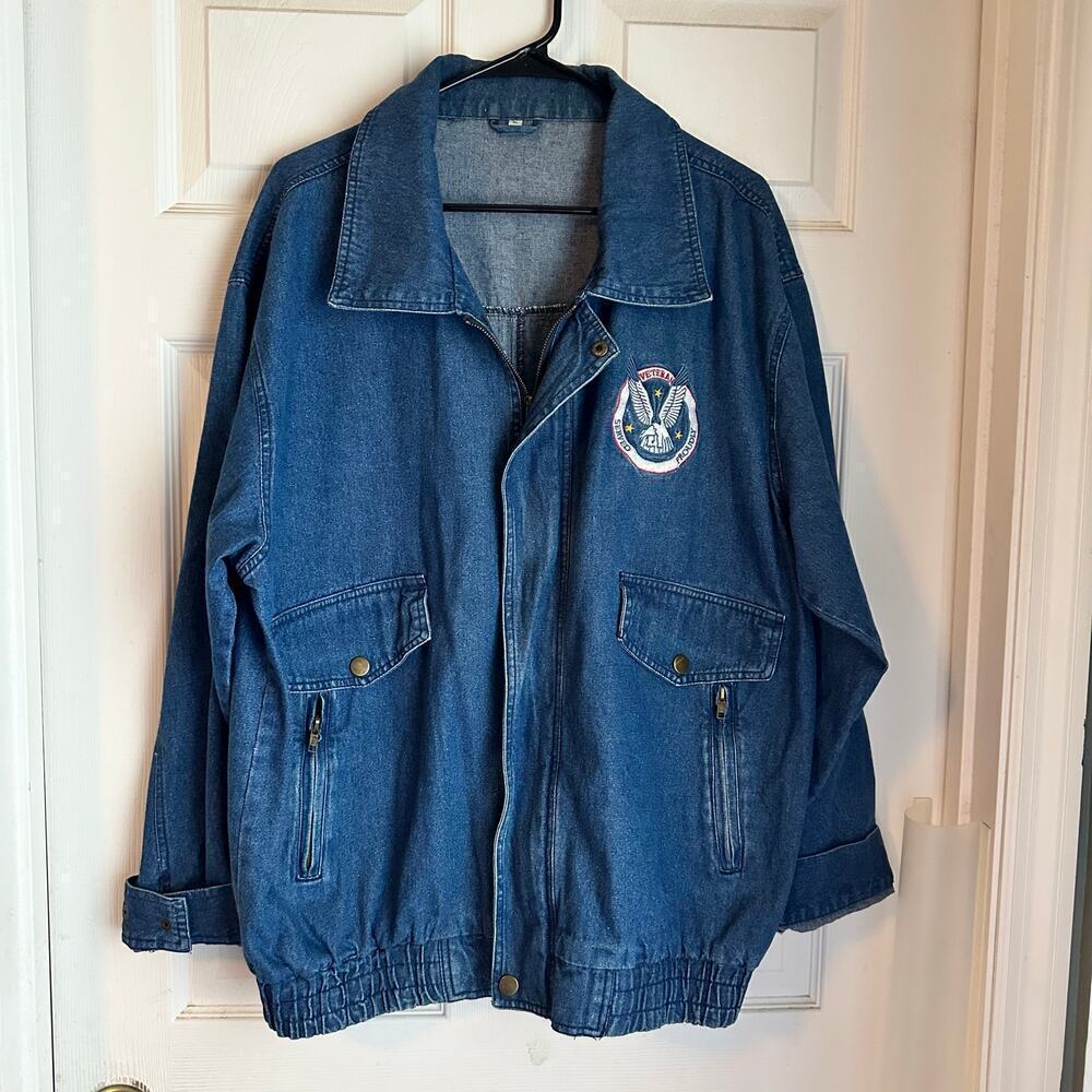 Men's World War II Veteran Blue Jean Denim Jacket Size XL Embroidered Heavy